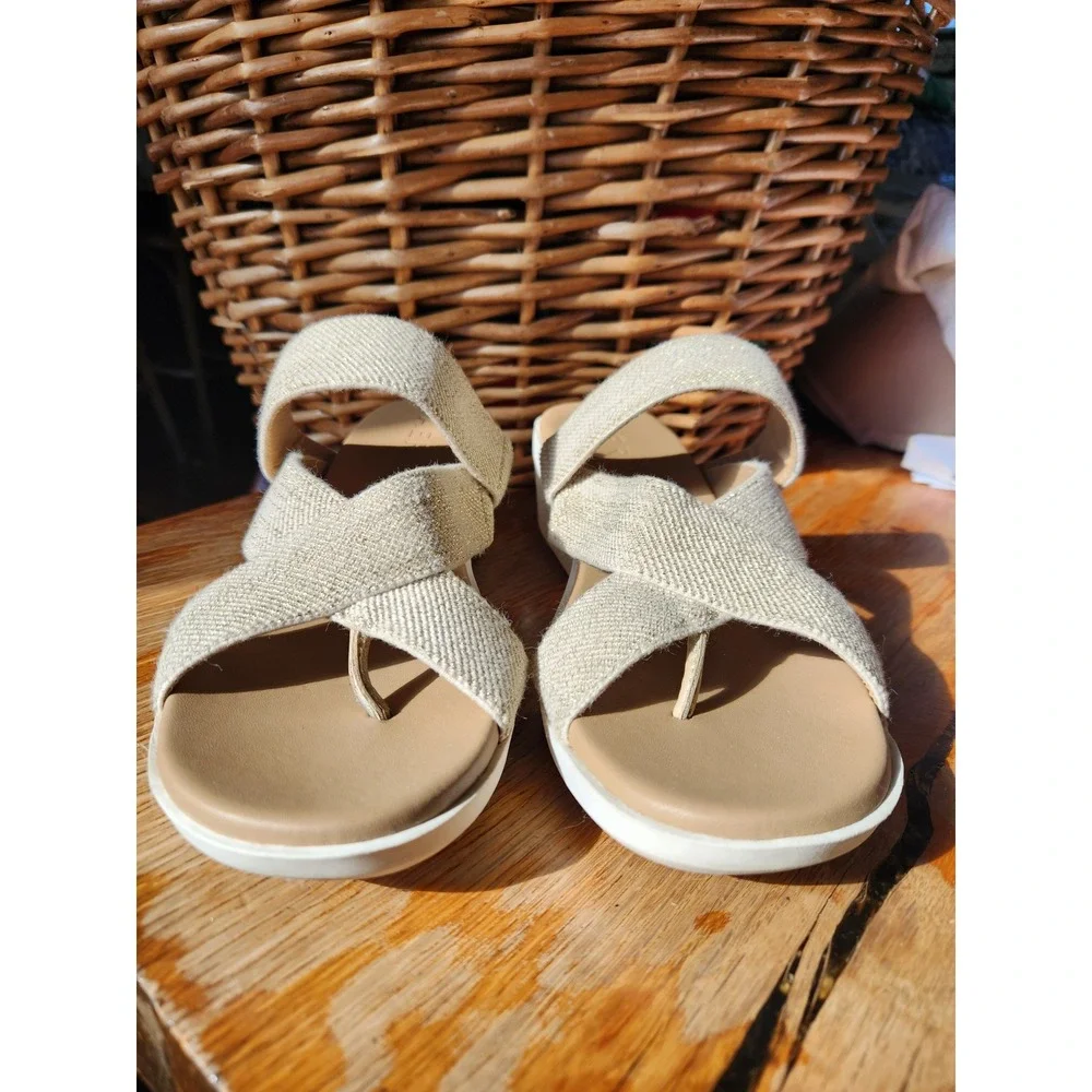 Aerosoles Wedge Comfort Sandal Natural‎ Gold Accents sz 7